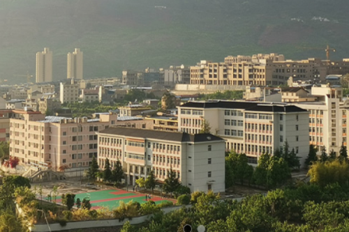 星空电竞xingkong数码DCN助力汉源职业高级中学校园网“智行+光”升级